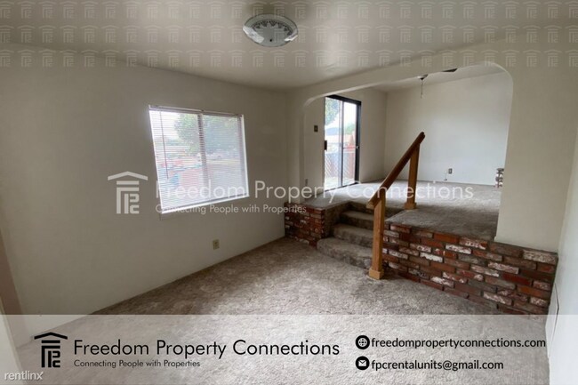 Foto del edificio - Studio, 1 bath Duplex - 1409 West Guava Av...