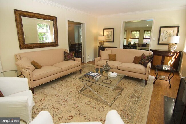 Foto del edificio - 3803 Leland St