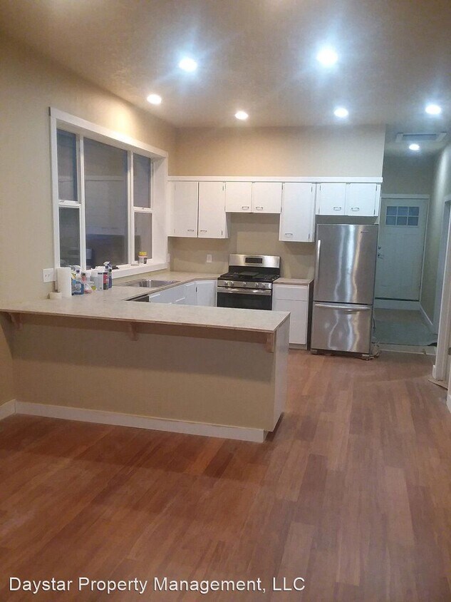 Foto del edificio - 3 br, 1.5 bath House - 4337 SE 37th Ave.