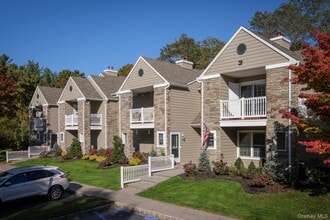 Building Photo - 703 Saddle Rock Rd