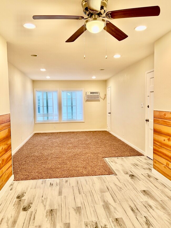 Foto del edificio - 1706 Scott Rd