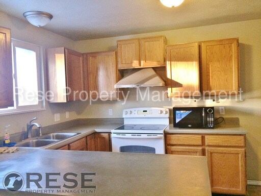 Foto principal - ADORABLE WEST VALLEY HOME FOR RENT