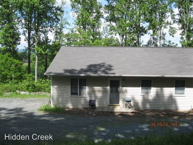 Foto del edificio - 216 King's Ridge Rd