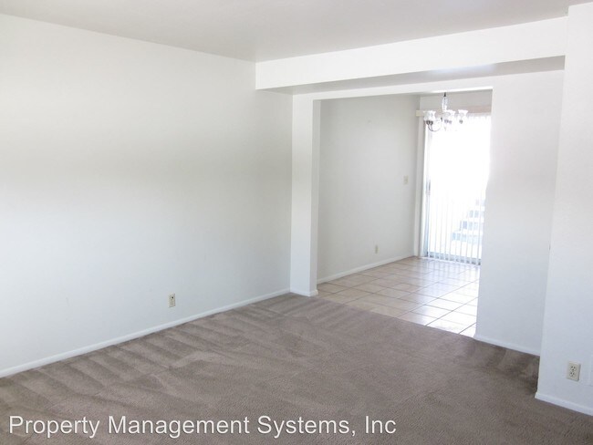 Building Photo - 8317-8319 S Shelba Ct