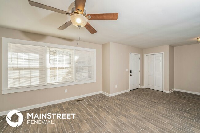 Foto del edificio - 332 Tupelo Rd