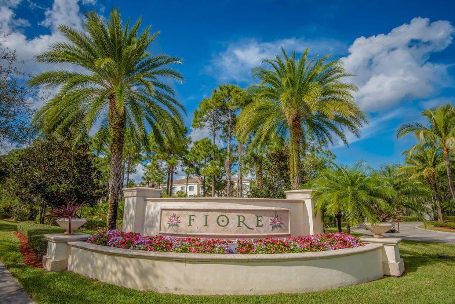 Foto principal - 2306 Myrtlewood Cir E