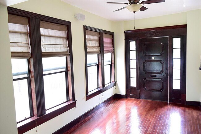 Building Photo - 832 Blaylock Dr