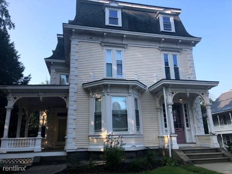 Foto principal - 104 Walnut St
