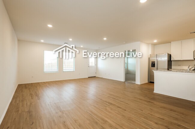 Foto del edificio - 3720 Palmetto Bluff Dr