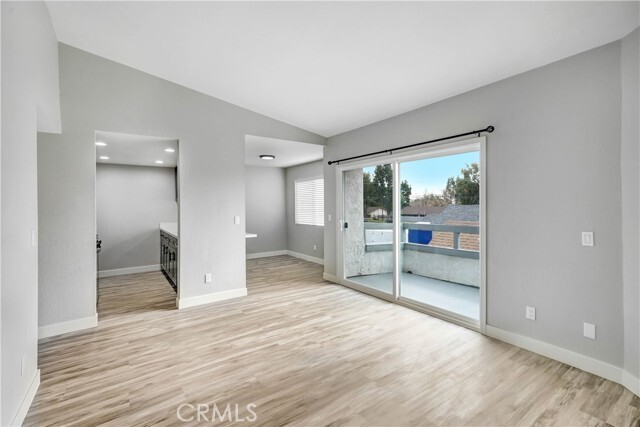 Building Photo - 9633 Juniper Ave
