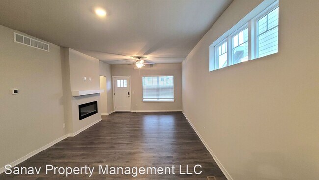 Foto del edificio - 3 br, 3 bath House - 2424 SW Plaza Pkwy