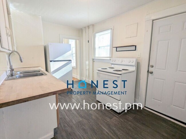 Foto del edificio - 30 Sewall St