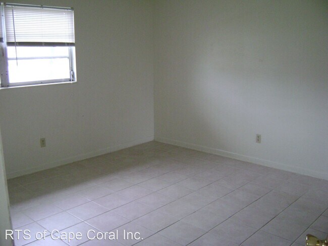 Foto del edificio - 4830 Coronado Pkwy