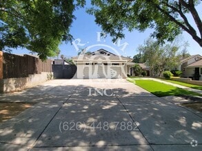Building Photo - 9924 Alder St