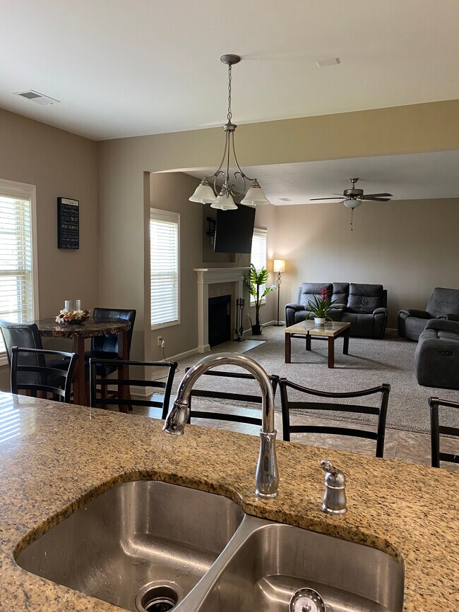 414 Rolling Acres Dr, Kathleen, GA 31047 House Rental in Kathleen, GA