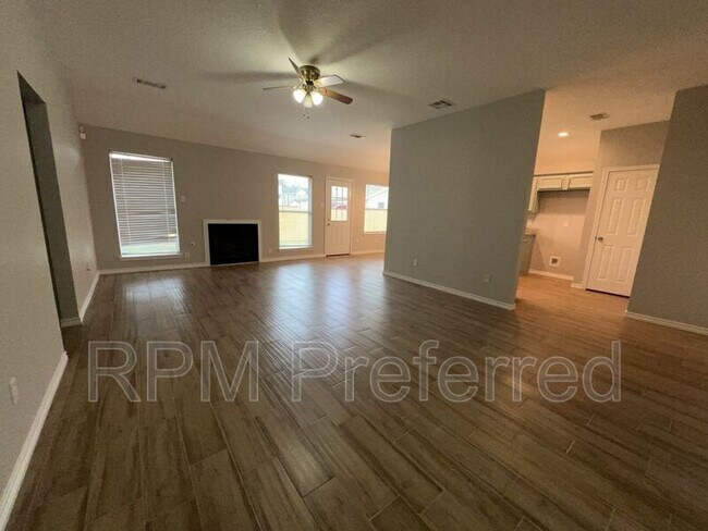 Building Photo - 3634 Du Bois St