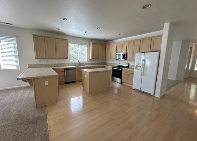 Foto del edificio - South Reno 3 bedroom | 3 bath home coming ...