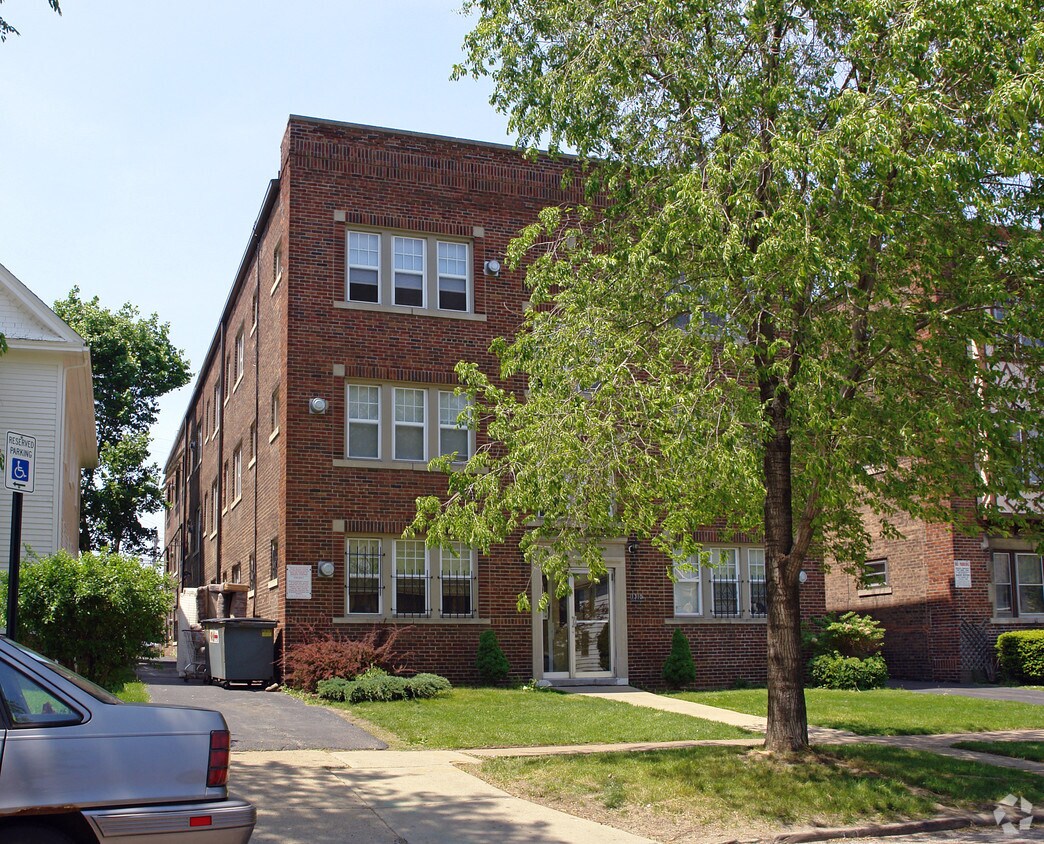 Building Photo - 1310 W 116th St