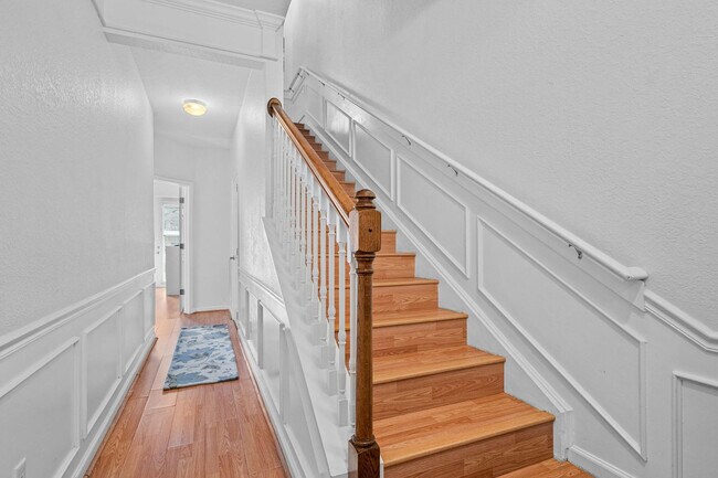 Building Photo - 8013 Cool Breeze Dr