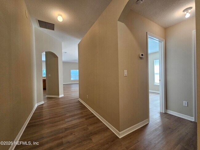 Foto del edificio - 1616 Austin Ln