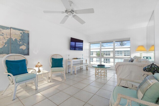 Building Photo - 3851 N Ocean Blvd