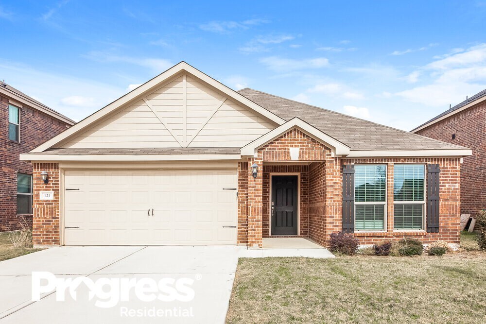 121 Magnolia Dr, Sanger, TX 76266 House Rental in Sanger, TX