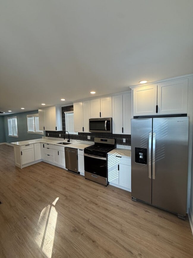 Building Photo - Beautiful 3 Bedroom Single-Family Home in Essex, MD