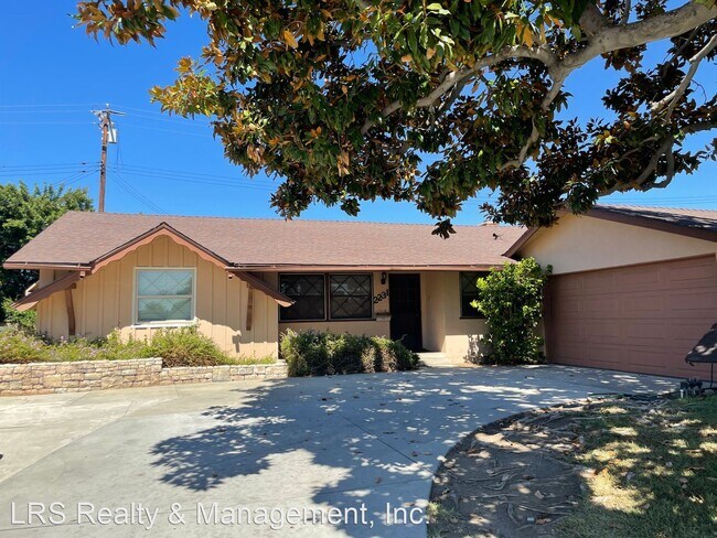 Building Photo - 4 br, 2 bath House - 2231 Nutwood