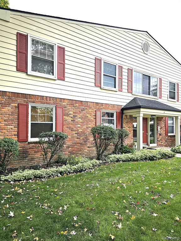 839 W Maple Rd, Clawson, MI 48017 Condo for Rent in Clawson, MI
