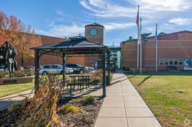The Bartlesville library is located in the heart of downtown.