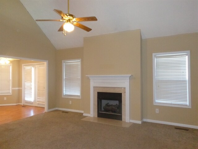 Foto del edificio - 305 Sycamore Dr