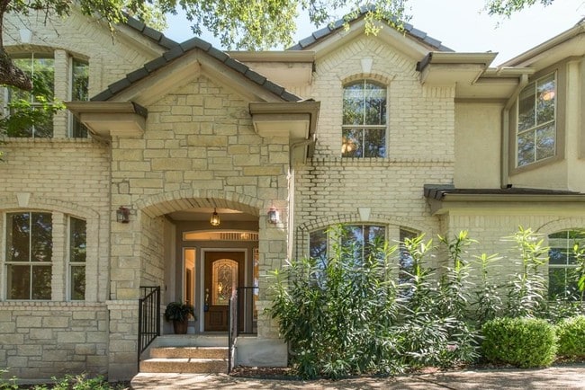Building Photo - 70 Lost Meadow Trail