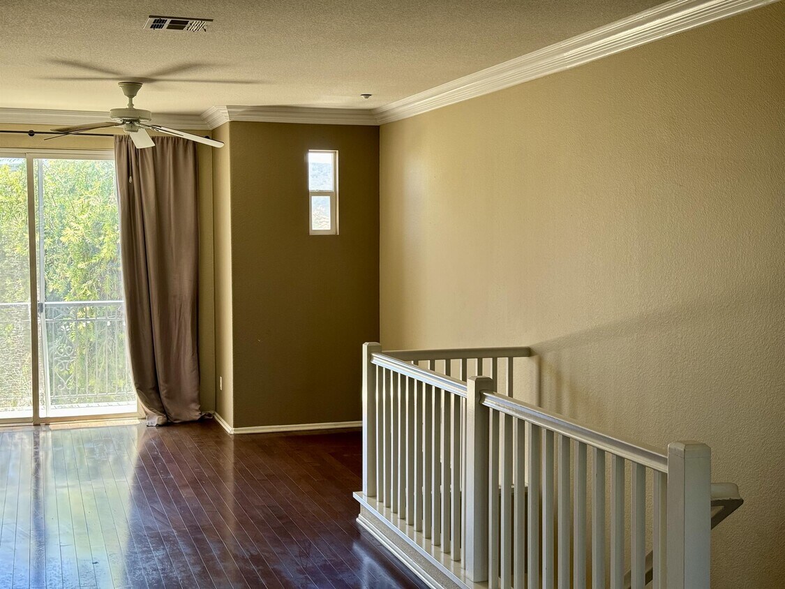 Foto del edificio - 1190 Elfin Forest Rd W
