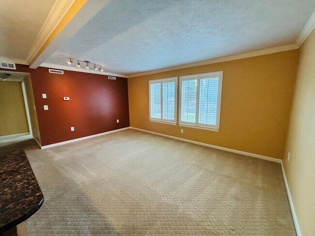 Foto del edificio - 1775 Liberty Ln