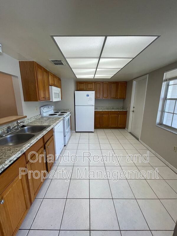 Building Photo - 10513 Wyndcliff Drive