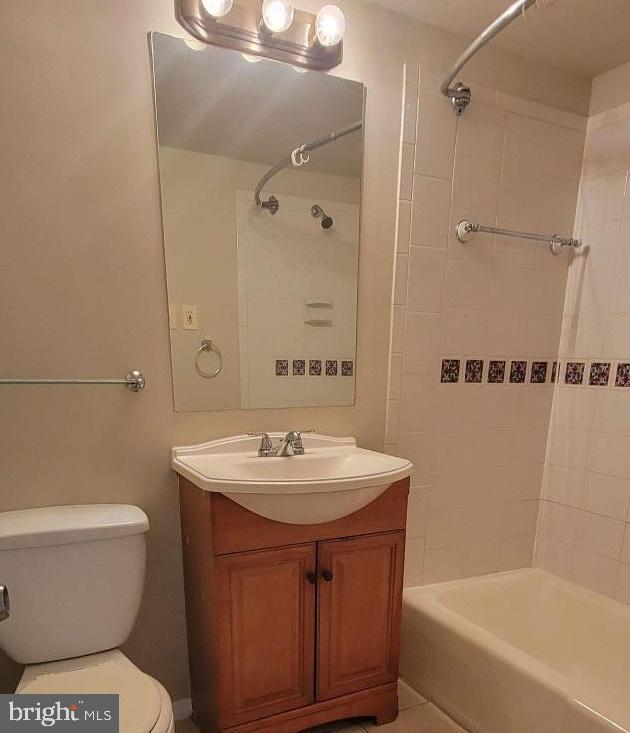 3815 Swann Rd Unit 101, Camp Springs, MD 20746 Room for Rent in Camp