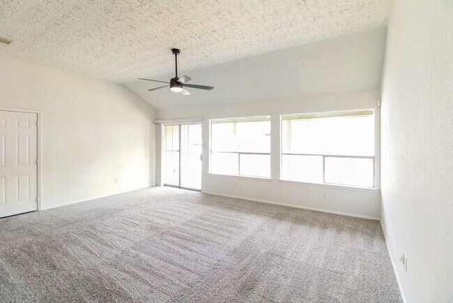 Building Photo - 22623 Blair Manor Ln