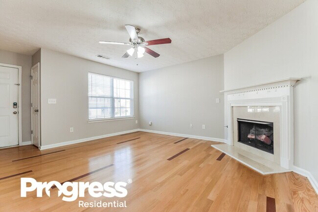 Foto del edificio - 9479 Lakeview Rd