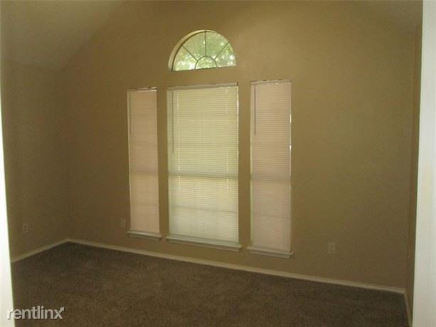 Building Photo - 3 br, 2 bath House - 144 Sequoia Road