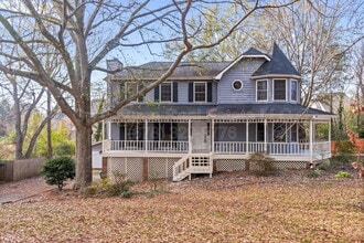 Building Photo - 118 Fitchburg Dr