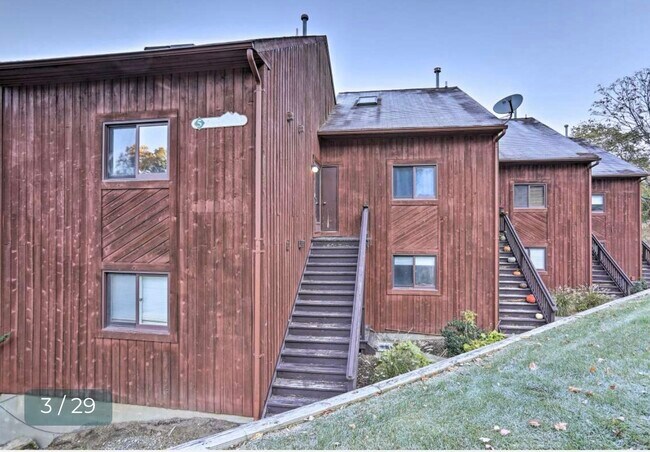 Building Photo - 5 Red Lodge Dr