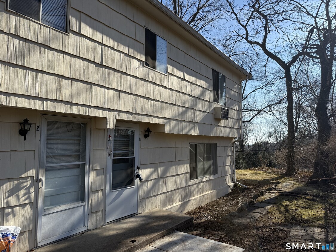 Foto principal - 7 McAllister Ave