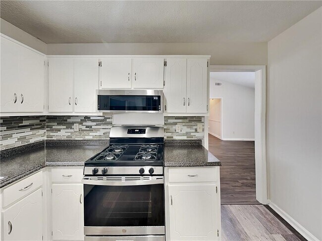 Building Photo - 65 Homeport Dr