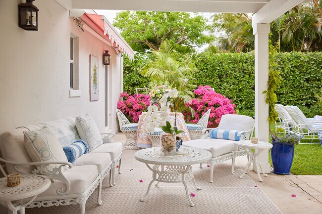 Foto del edificio - 308 Pilgrim Rd