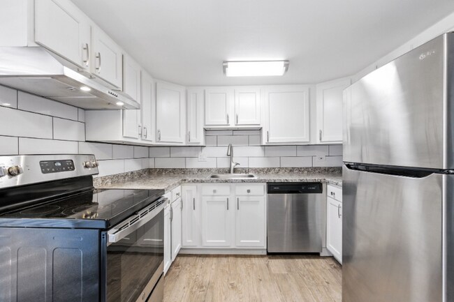 Foto del edificio - 10760 W 8th Ave