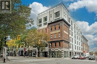 Building Photo - 121-121 King St E