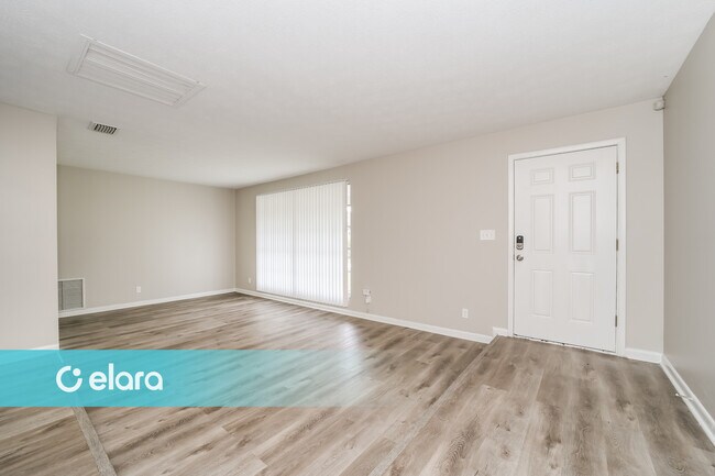 Foto del edificio - 2886 River Oak Dr