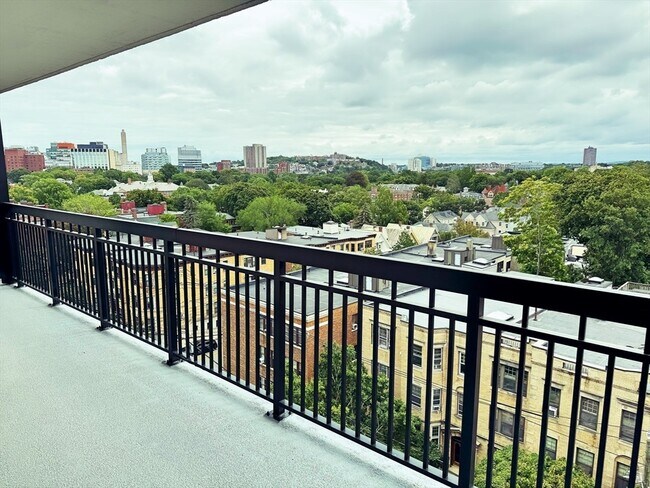Foto del edificio - 60 Longwood Ave