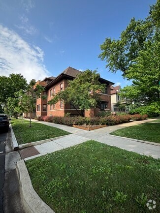 Building Photo - 5901 W Race Ave
