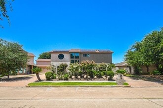 Building Photo - 7706 Coachwood Dr